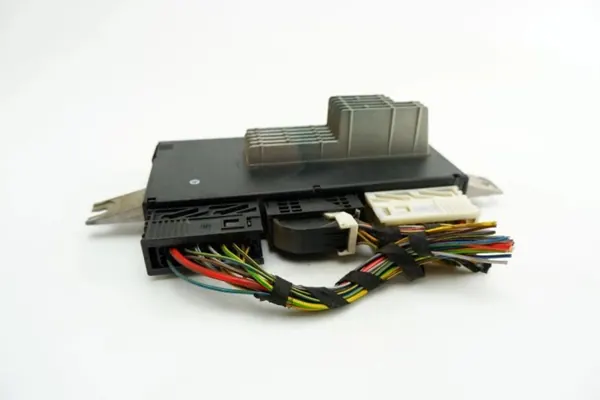 Módulo de luzes BMW E39 OEM 8372117 image 3