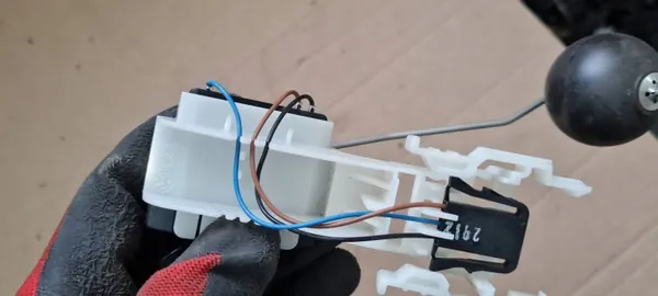 Sensor Nivel Combustible Audi A6 A7 C7 OEM 4G0919673A image 5