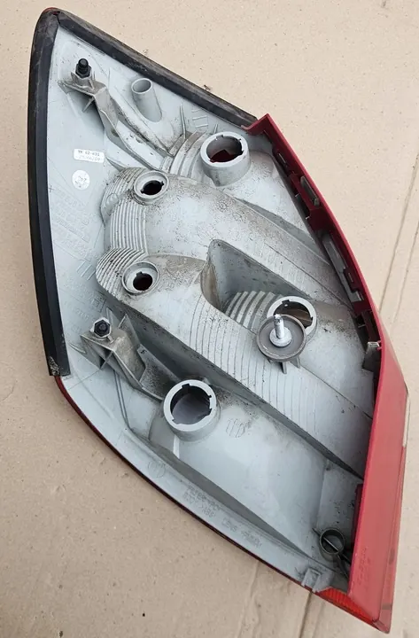 Lámpara Trasera Skoda Fabia II Derecha OEM image 3