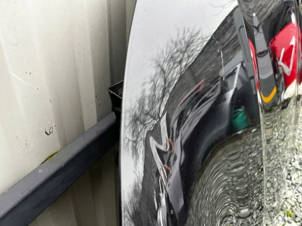 Capa do motor LYNK & CO 01 image 2