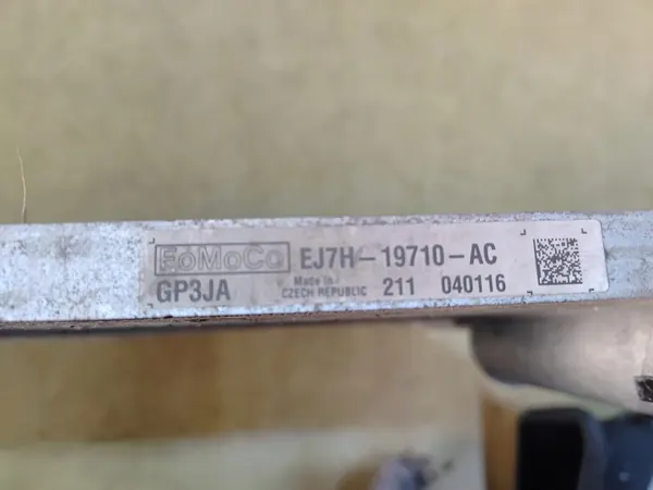 Ford Focus MK3 AC Kondensor OEM EJ7H19710AC image 8