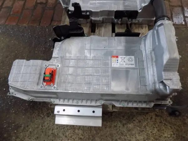 Batería Mazda KBY3-30210 50Ah 355V para CX-60 image 7