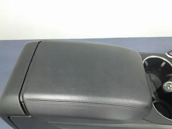 Porsche OEM Lochow-320278- Middenconsole Armsteun image 5