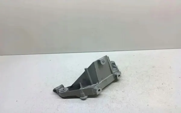 Moottorin Kiinnike OEM 7137238 BMW X5 E70/X6 E71 image 4