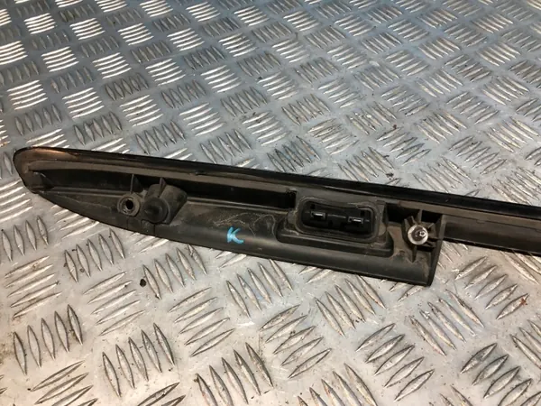 Faixa iluminação matrícula OEM 1647400993 - Usado image 4