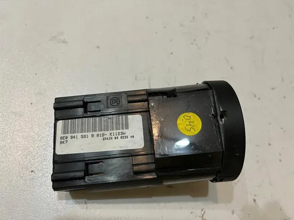 AUDI A4 B6 Automatische Lichtschakelaar 8E0941531B image 3