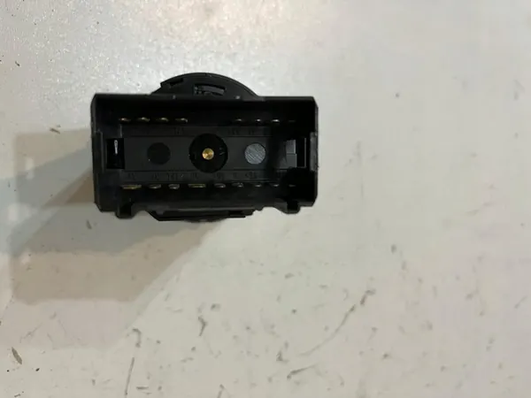 AUDI A4 B6 Automatische Lichtschakelaar 8E0941531B image 5