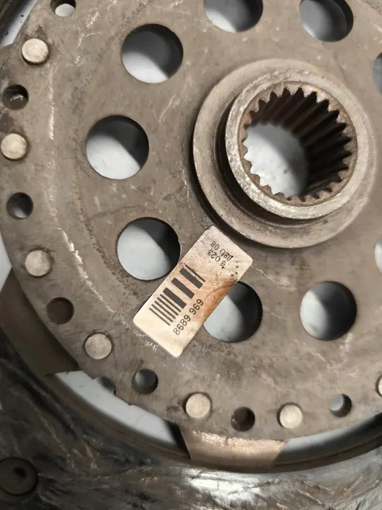 Kytkinlevy + Painelevy Volvo V50 S40 2.4B image 8