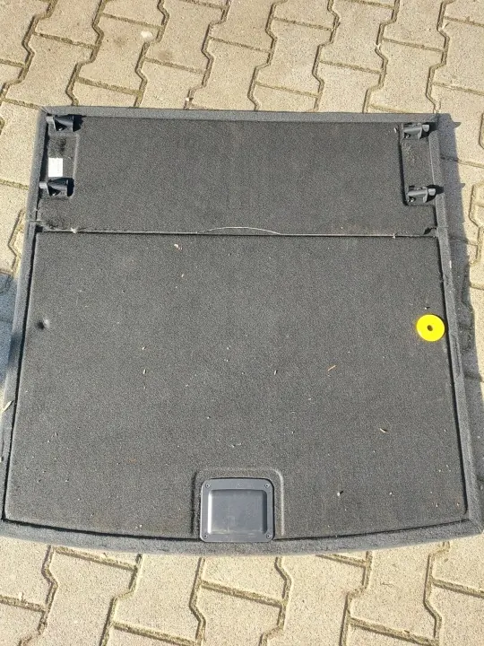 Porsche OEM 7P5863546G Kofferbakmat - Gebruikt image 3