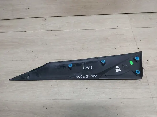 Salpicadero delantero derecho Toyota AYGO II OEM PZ41D-90520 image 4