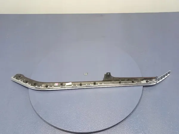 Audi SQ8 Q8 4M8 Garniture Tunnel Central Droit OEM 4M8864556BD image 5