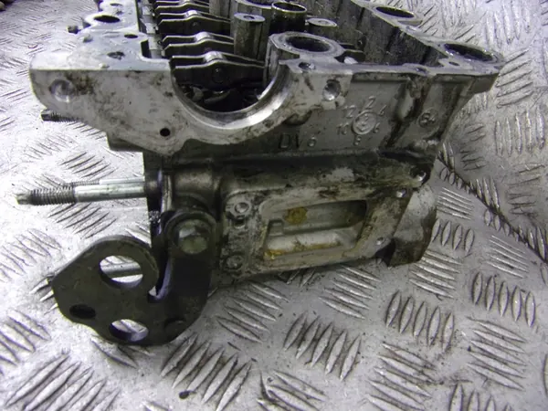 Motor Cilinderkop Ford PSA Volvo 1.6 16V TDCI 9655911480 image 4