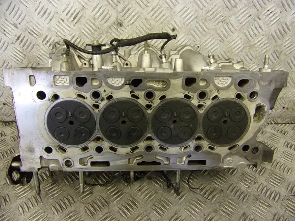 Motor Cilinderkop Ford PSA Volvo 1.6 16V TDCI 9655911480 image 7