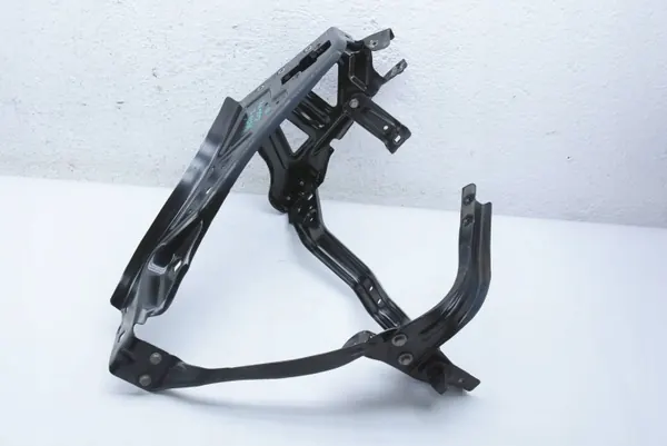 Mercedes-Benz OEM A2076202000 Rechte Frontscheinwerferhalterung image 3