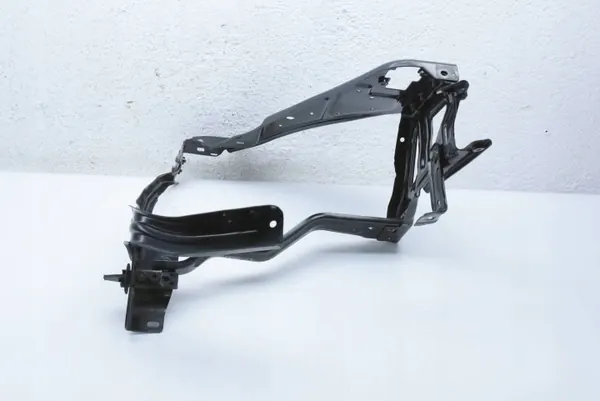 Mercedes-Benz OEM A2076202000 Rechte Frontscheinwerferhalterung image 4