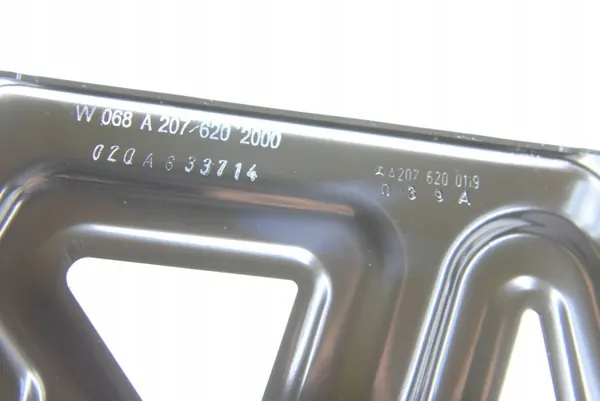 Mercedes-Benz OEM A2076202000 Rechte Frontscheinwerferhalterung image 5