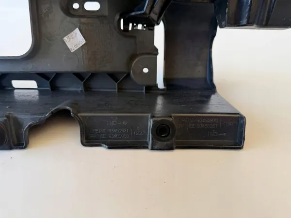 Cache phare arrière droit OEM 265A19592R Renault Trafic image 6