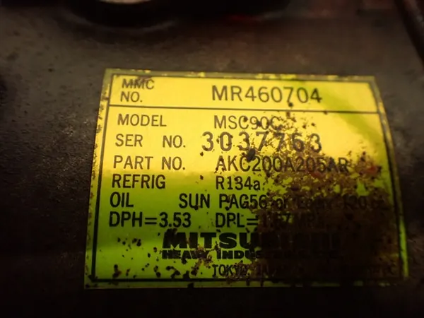 Compresseur de Climatisation Mitsubishi Outlander image 5