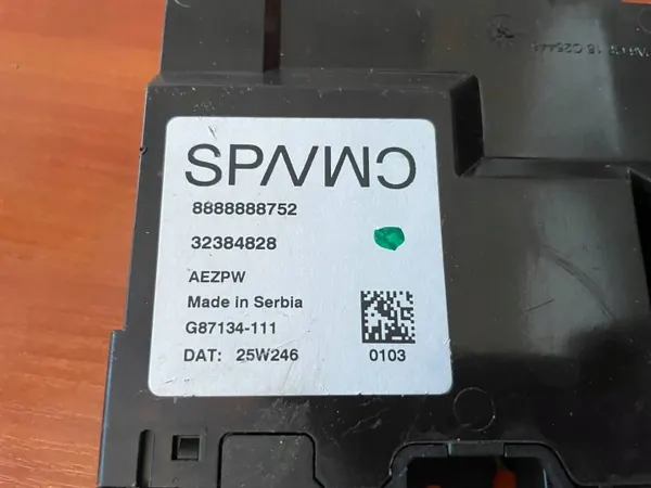 Module de contrôle de hayon Volvo XC40 2025 OEM 32384828 image 3