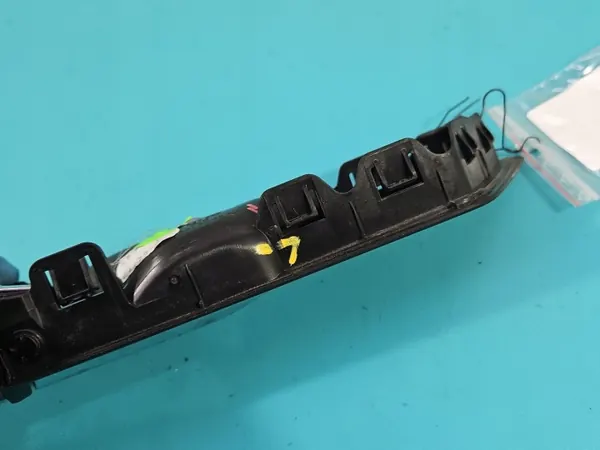 OEM 3V0837222 Fram höger innerhandtag Skoda Superb III image 5