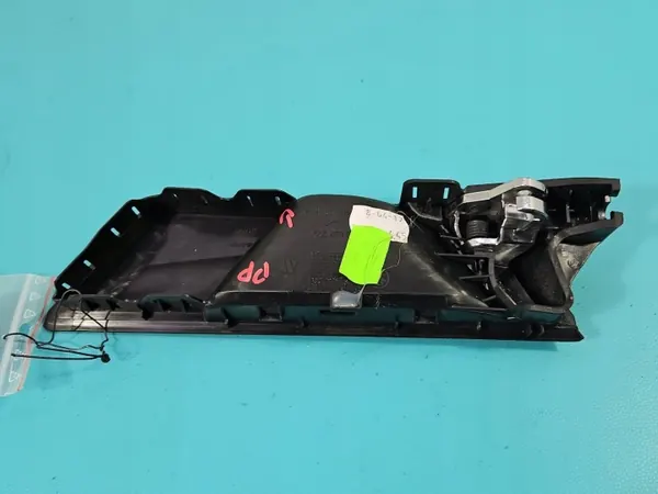 OEM 3V0837222 Fram höger innerhandtag Skoda Superb III image 7
