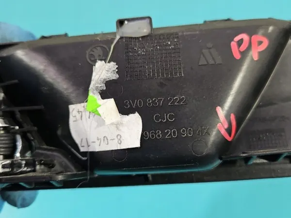 OEM 3V0837222 Fram höger innerhandtag Skoda Superb III image 8