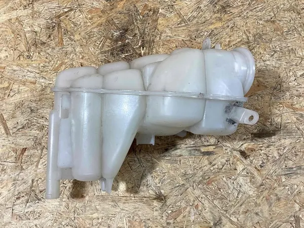 Expansietank Porsche Panamera 971 971121407E image 9