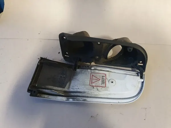 Trappe à carburant Mercedes Vito 447 pièces image 2