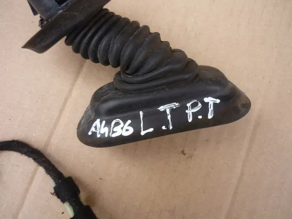 Audi A4 B6 B7 Takaluukun Kaapeli 8E0971687E image 8