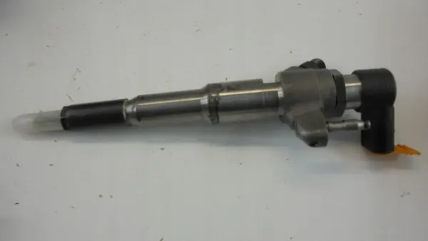 Renault Master III Injektor 166093282R image 2
