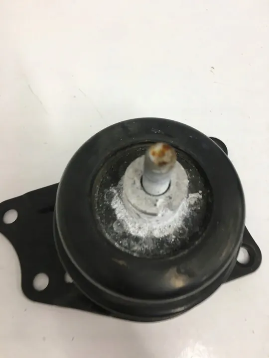 Engine Mount Skoda Fabia II Lift Roomster image 2