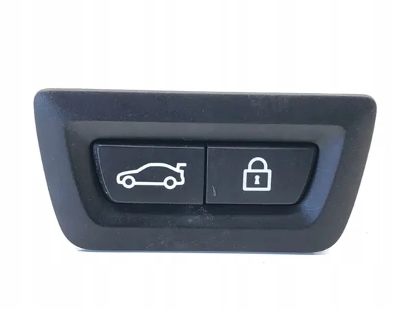 BMW X5 G05 Tailgate Release Button 9275121 image 2