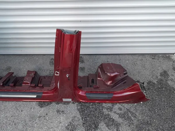 AUDI Q5 II 80A Estribo Izquierdo - Pieza OEM image 6