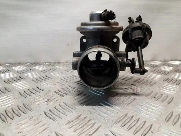 EGR-Ventil OEM 074129637B für VW LT 28-46 II Kastenwagen image 2
