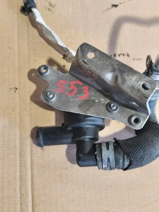 Audi OE vattenpump 4H0121670A för Q7 A8 4.2 TDI image 9