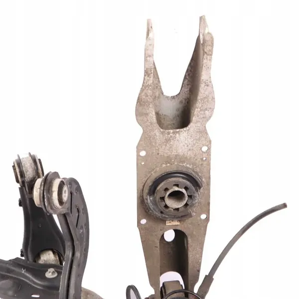 Mercedes W176 W246 Rear Left Suspension Knuckle OEM image 2