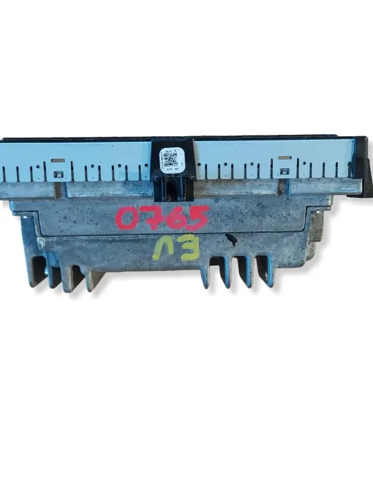 Radio Navigation OEM 68238621AL pour Jeep Grand Cherokee image 5