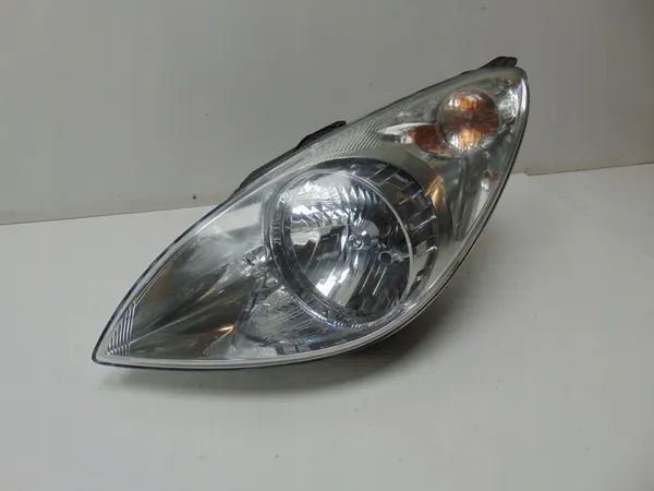 Faros delanteros izquierdo Hyundai i20 2008-2012 OEM 92101-4P000 image 2