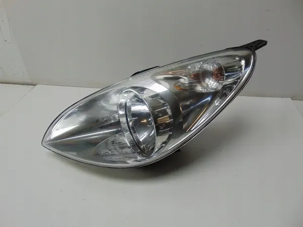 Faros delanteros izquierdo Hyundai i20 2008-2012 OEM 92101-4P000 image 5