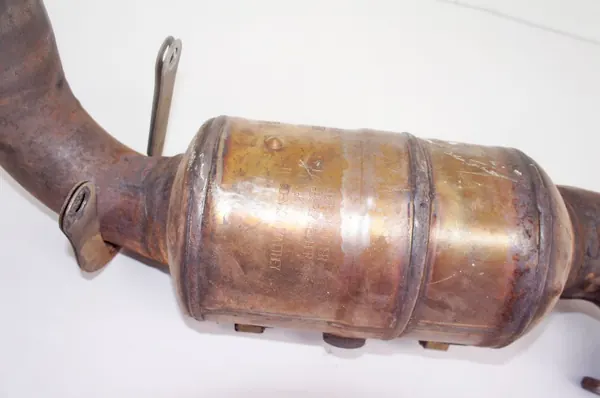 Mercedes Katalysator OEM UT101 A2464900514 image 4