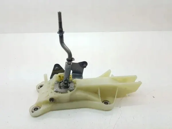 Selector de cambios Mazda CX-7 OEM EH14-46100 image 3