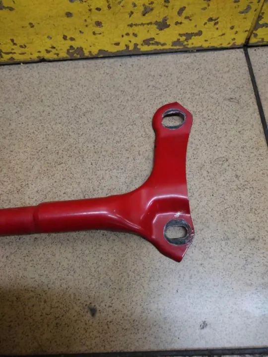 Barre anti-roulis avant Mazda OE pour 323F - Occasion image 3