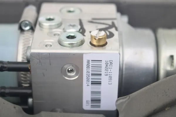 Pompe toit OEM bt-cars-29082 VW Golf 6 Cabrio image 7