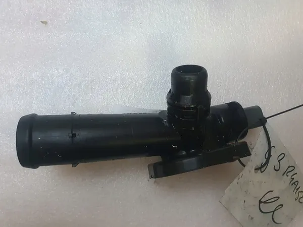 Tubo de água Audi A4 A5 A6 Q5 OEM 03L121132AC image 2