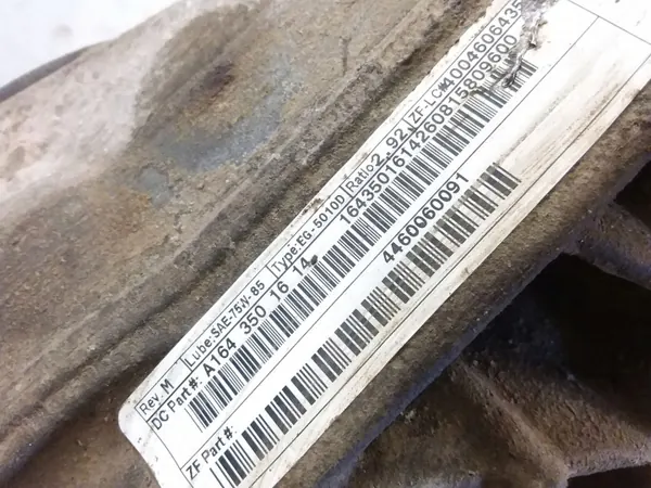 Mercedes-Benz achterdifferentieel OEM A1643501614 image 4