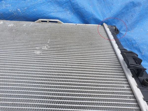 Radiador de agua BMW 5 G30 G31 1711 8686026 image 3