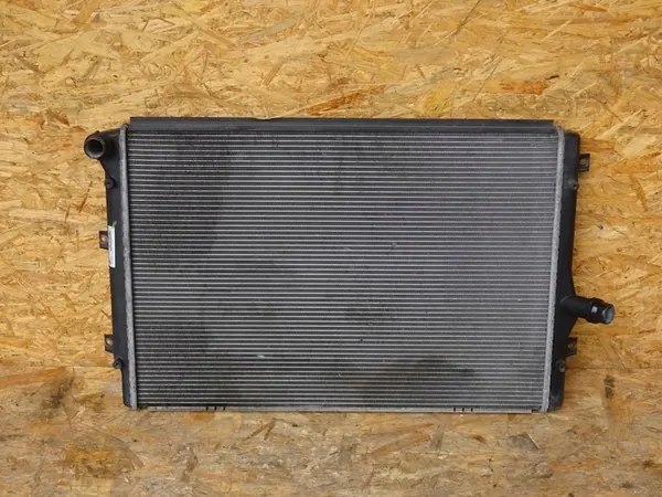 Radiador de agua AUDI A3 8P LIFT GOLF VI EOS 1K0121251DD image 4