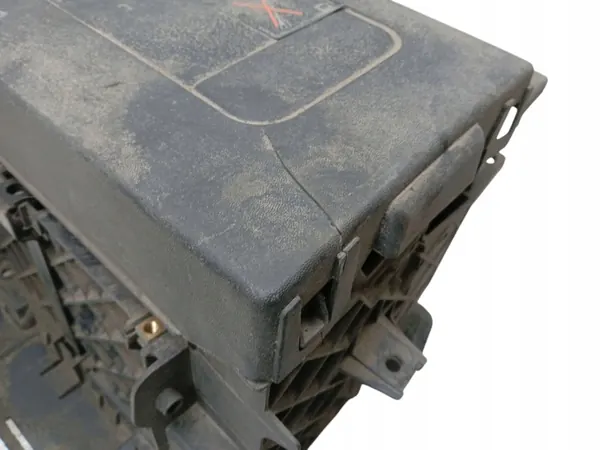 Cubierta de batería OEM 244460003R para Renault Trafic III image 3