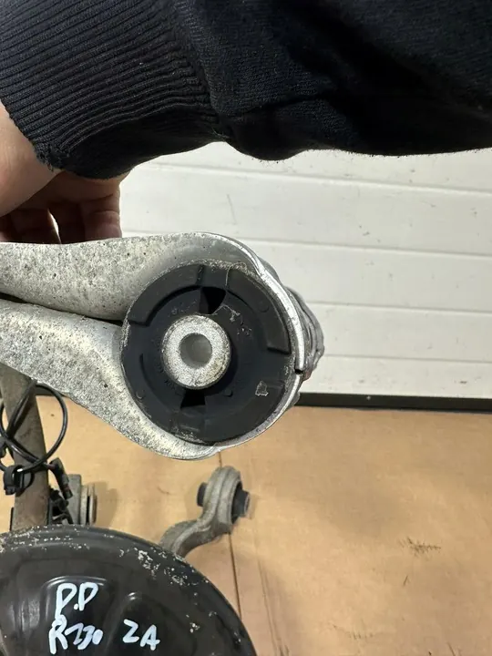 Fram höger styrknut, Mercedes SL R230, OEM A2303302607 image 8