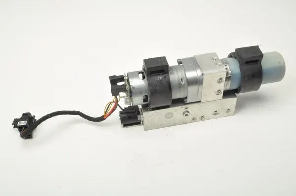 Pompe de toit Mercedes OEM A1728000030 - Occasion image 4
